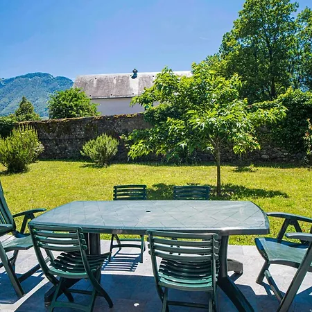 Maison Bleue 5-7 Personnes Au Coeur De Bedous, En Vallee D'aspe * Bedous