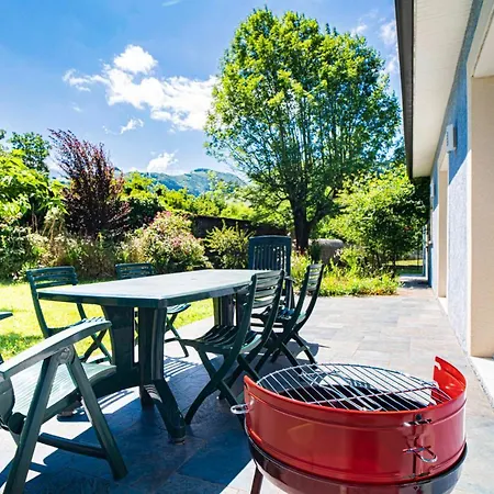 Maison Bleue 5-7 Personnes Au Coeur De Bedous, En Vallee D'aspe Holiday home *